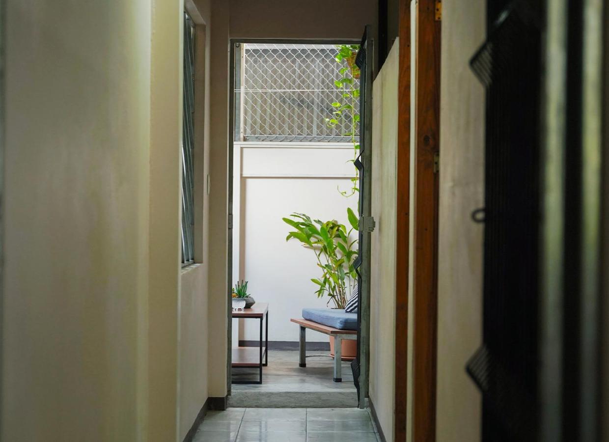 Apartamentos Y Studios Brisas Del Mar Santa Teresa Playa Santa Teresa  Exterior photo