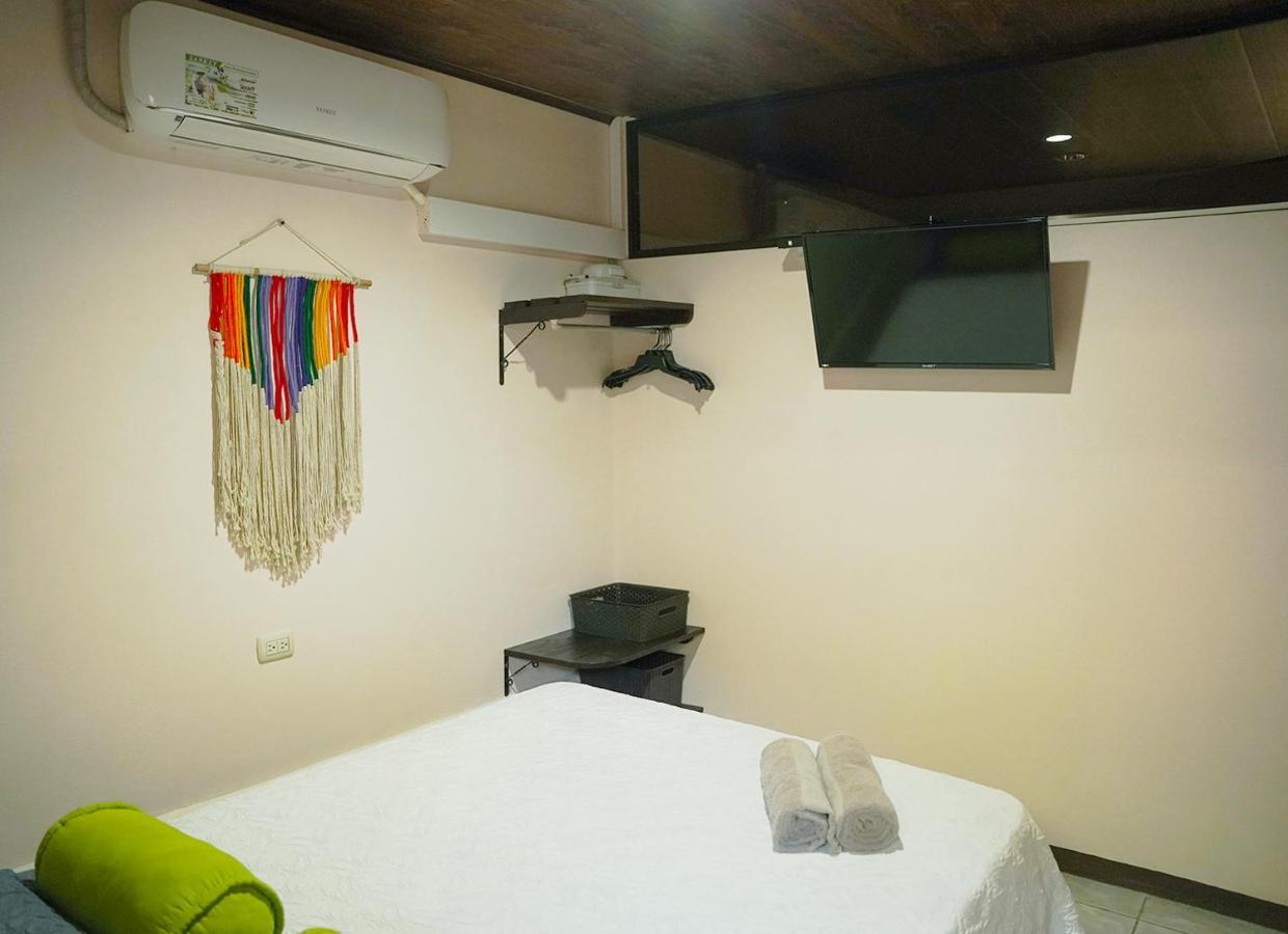 Apartamentos Y Studios Brisas Del Mar Santa Teresa Playa Santa Teresa  Exterior photo